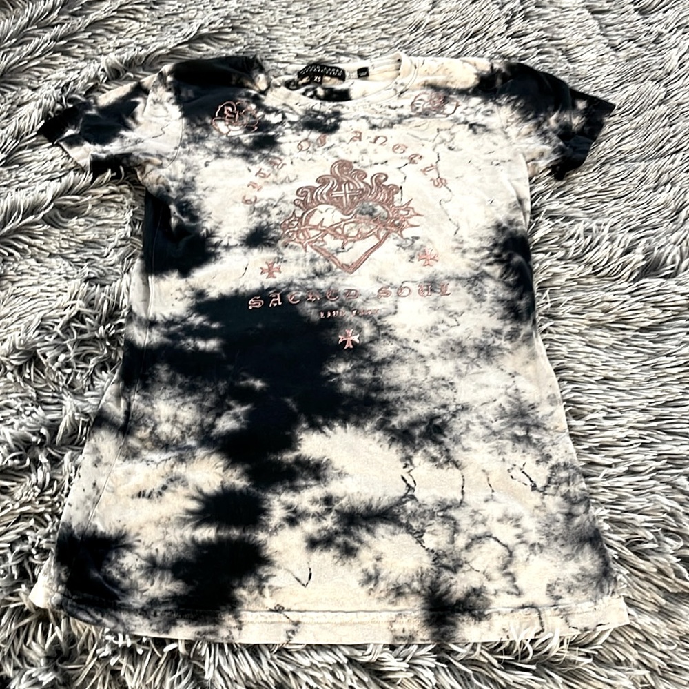 Womens tie dye style black label Affliction shirt